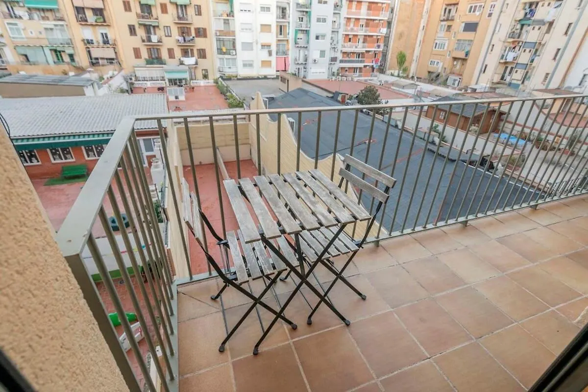 Modern And Bright Apartment In Eixample 3-1 Βαρκελώνη