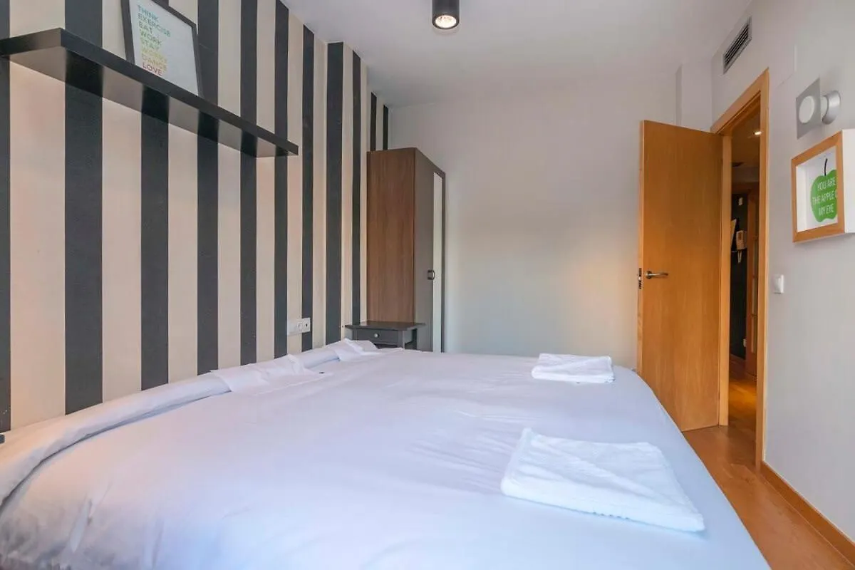 Modern And Bright Apartment In Eixample 3-1 Barcelona Spain